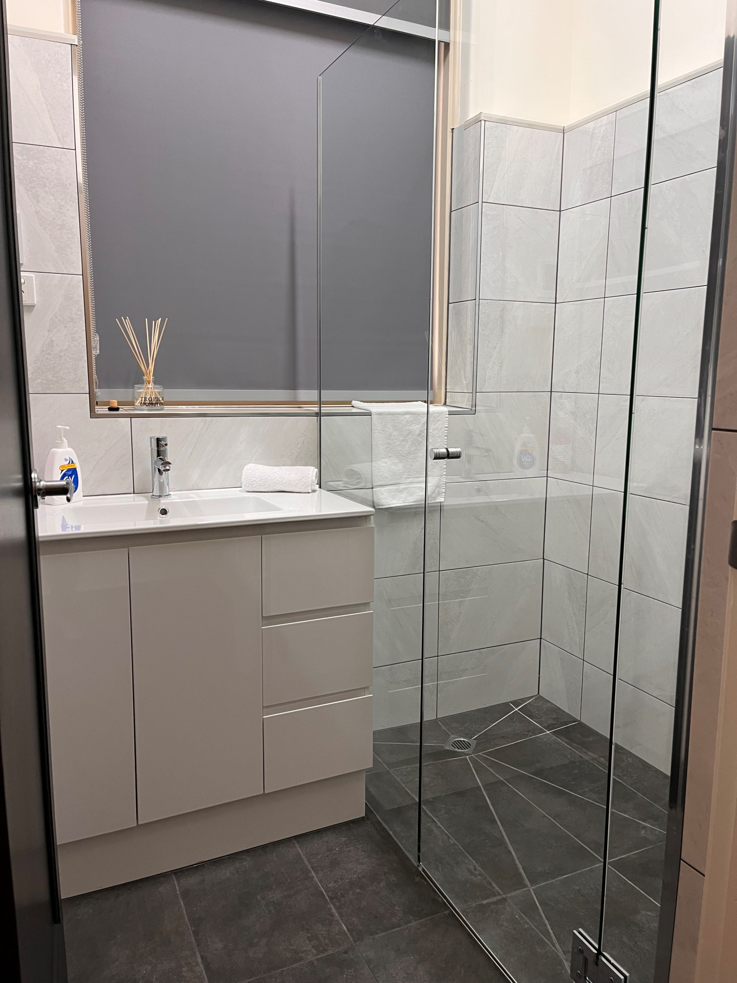 oram-suite-5.jpg