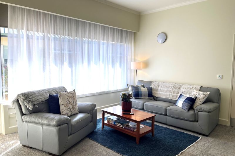 Quiet Lounge 1